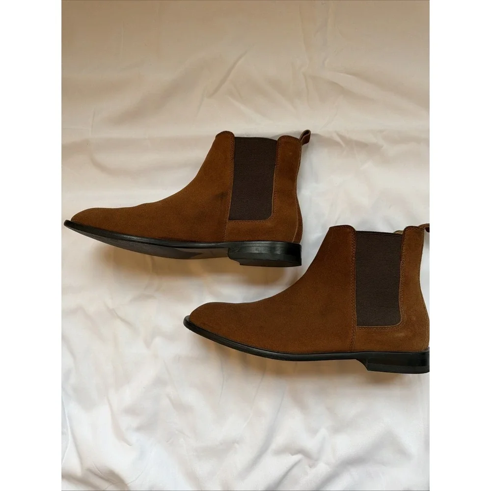 Donald Pliner Roccocs Mens Tan Suede Chelsea Boots Size 8M  Ankle Boots Academia
